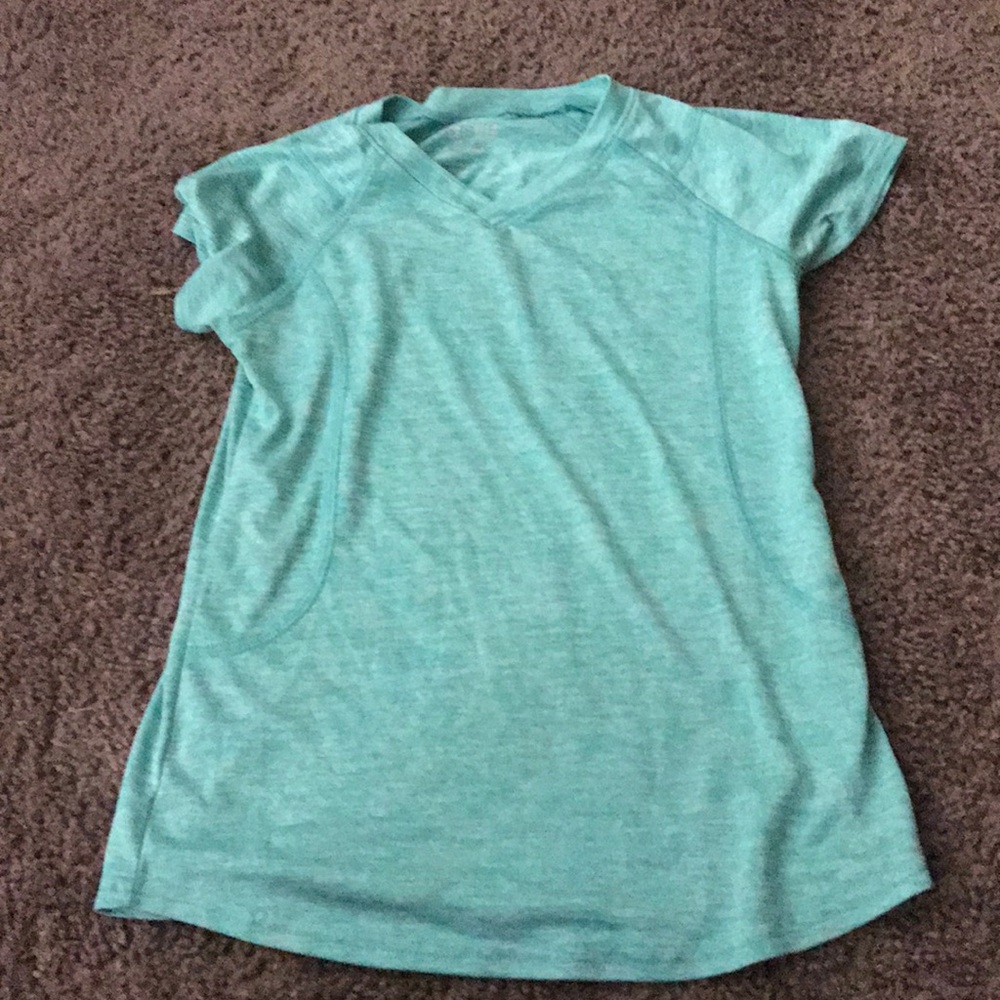 Athletic tee